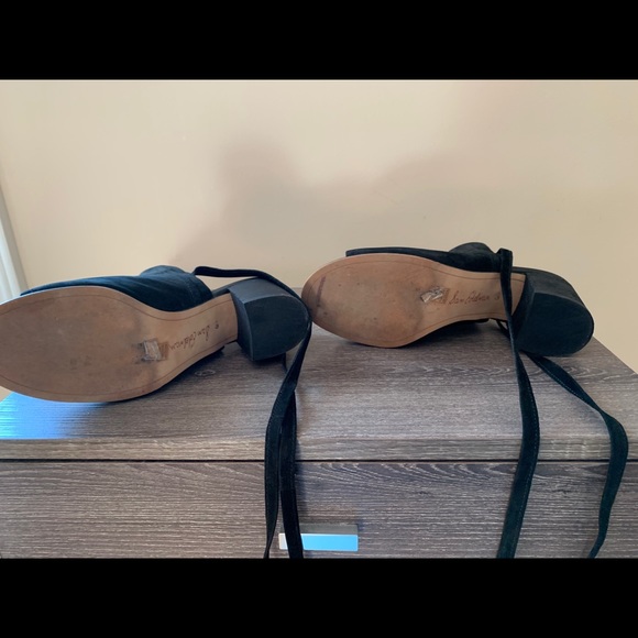 Sam Edelman Suede sandals with lace ups - Picture 4 of 7